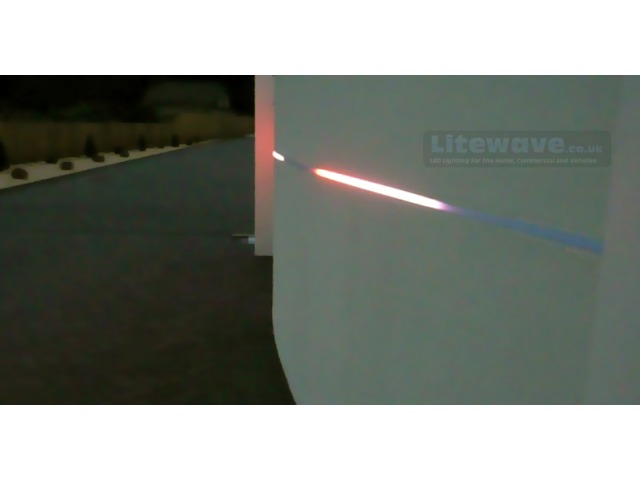 Moving Light Effect - LED Strip in outdoor wall